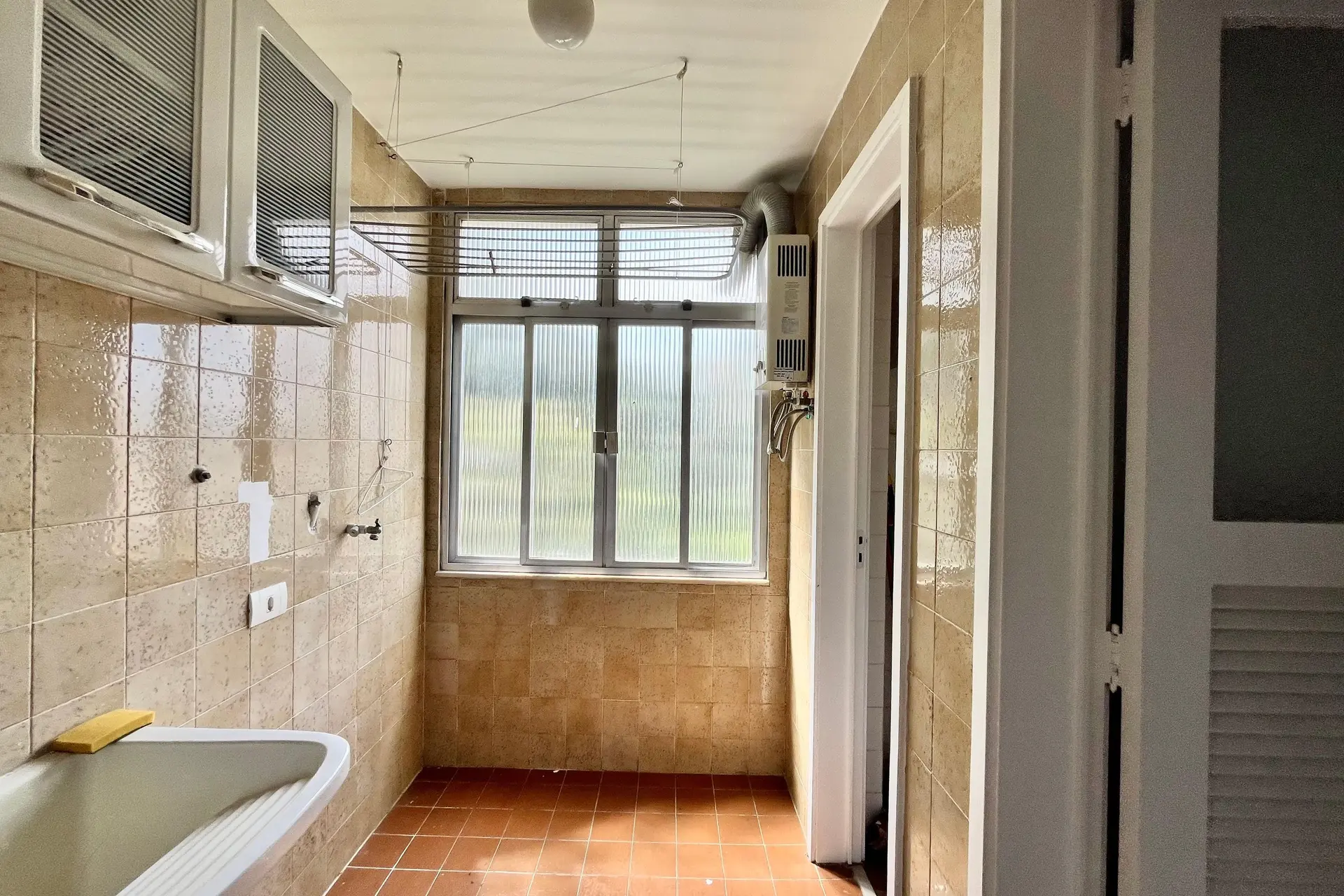 1-bedroom apartment for rent with balcony and parking — photo 35