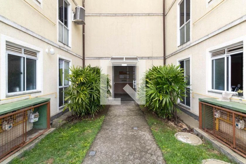 2-bedroom apartment in a building with a gym — photo 10