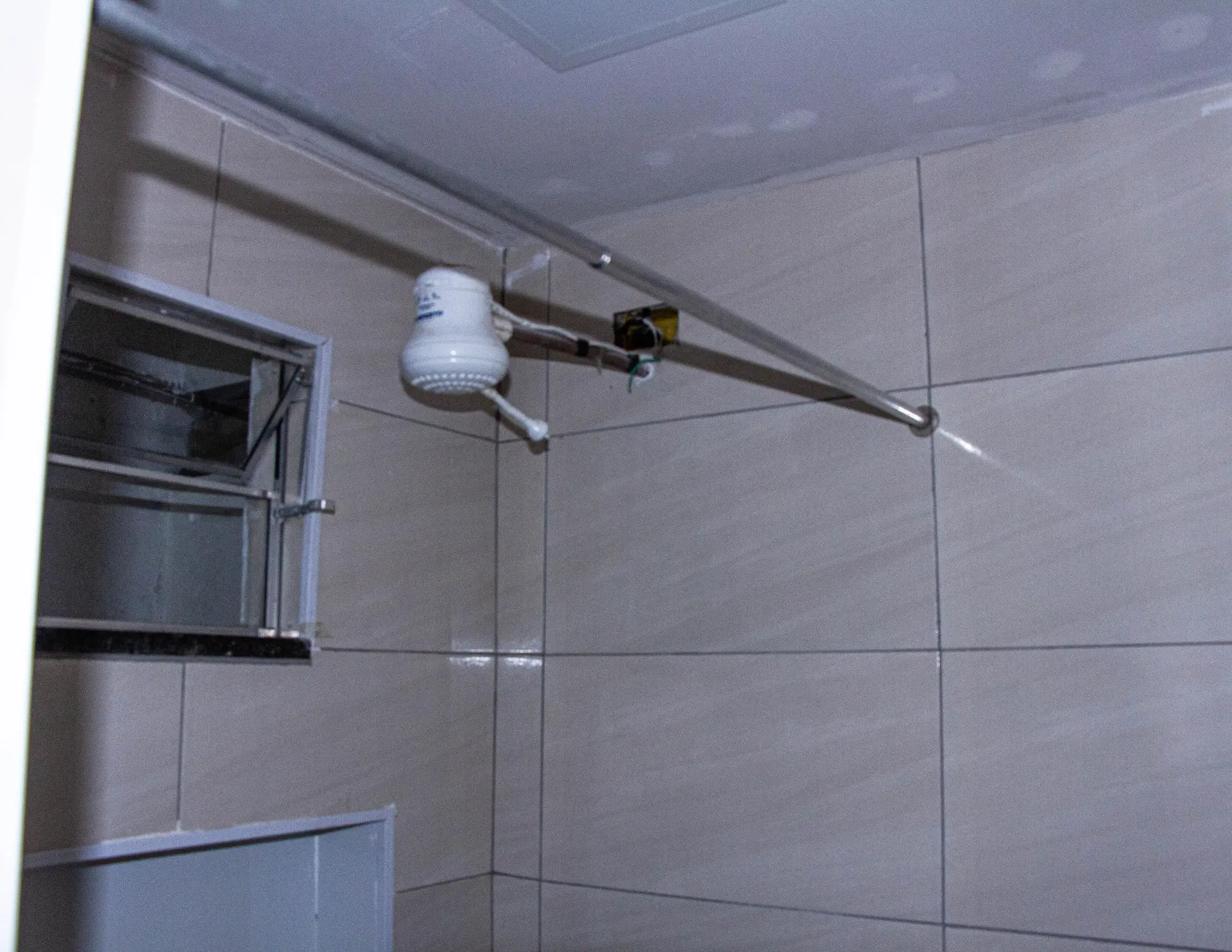 Washing machine in a one-bedroom house, 100 m² — photo 18