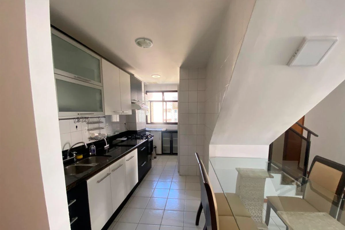 Duplex penthouse, 170 m², 3 bedrooms and 2 parking — photo 4