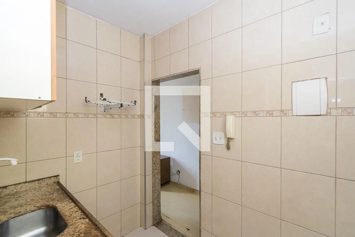 Rental apartment with 2 bedrooms 1 bath and a terrace — photo 12