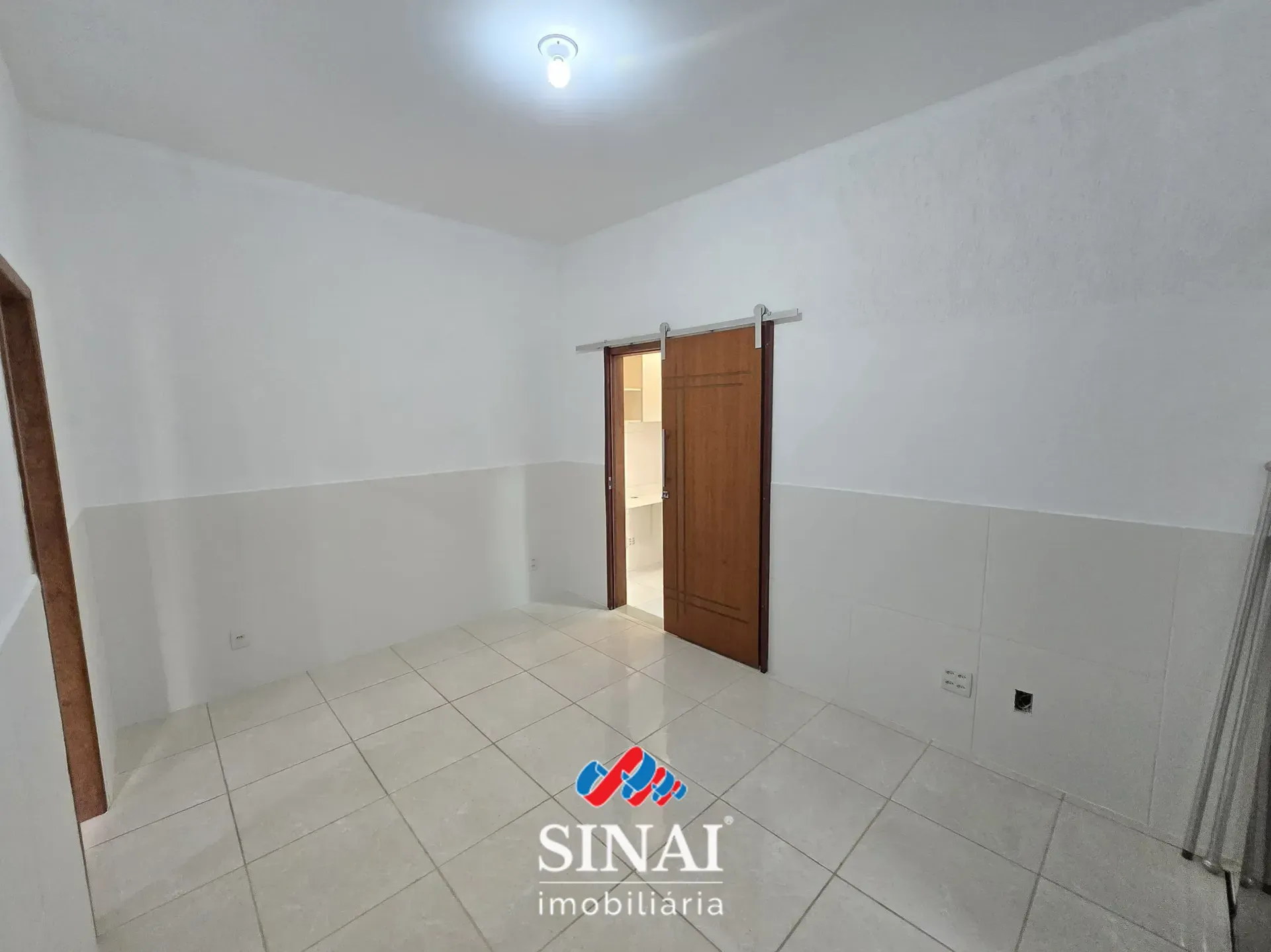 One-bedroom house with a walk-in closet in Rio de Janeiro — photo 16