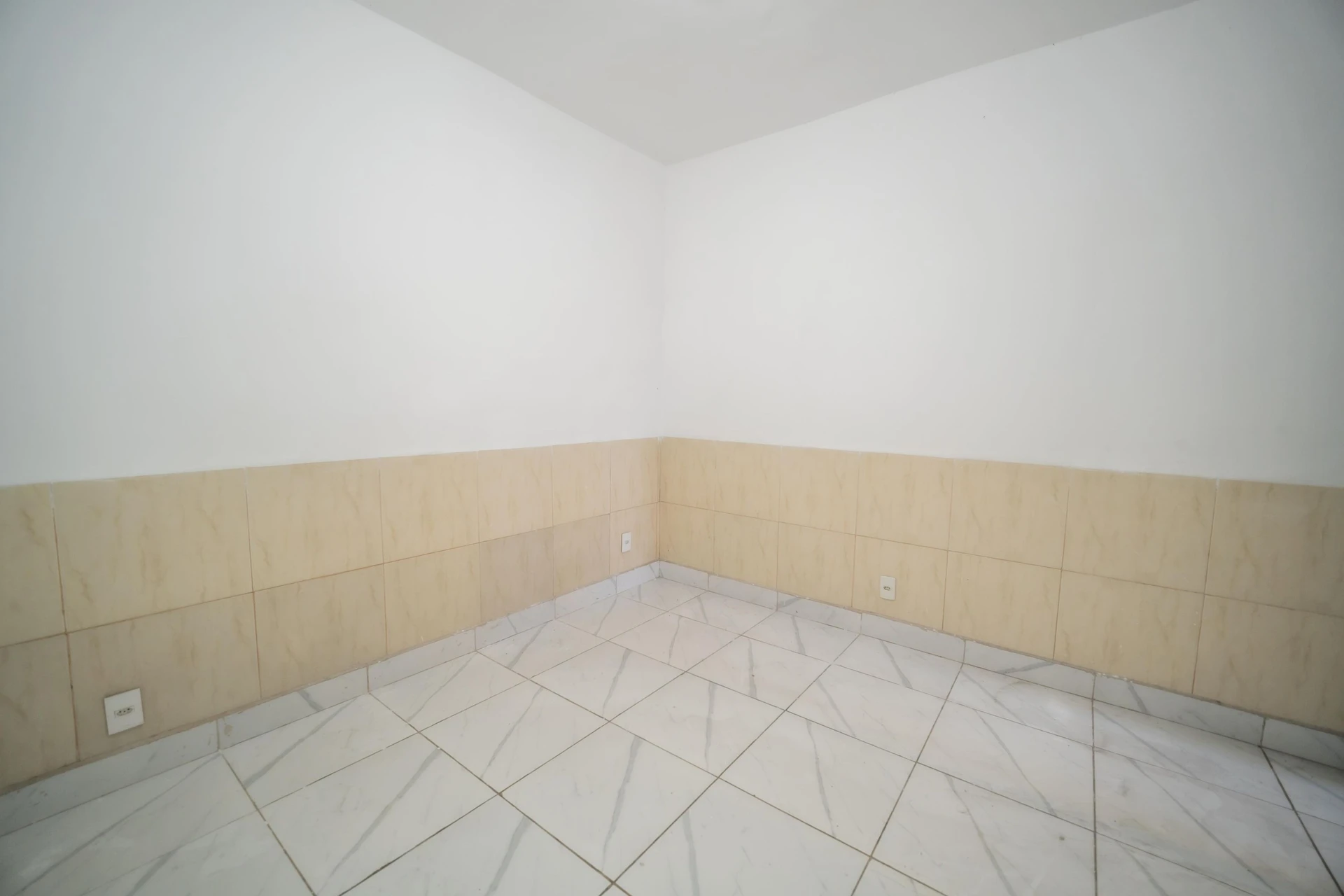 Unfurnished house with 2 bedrooms and separate kitchen — photo 34