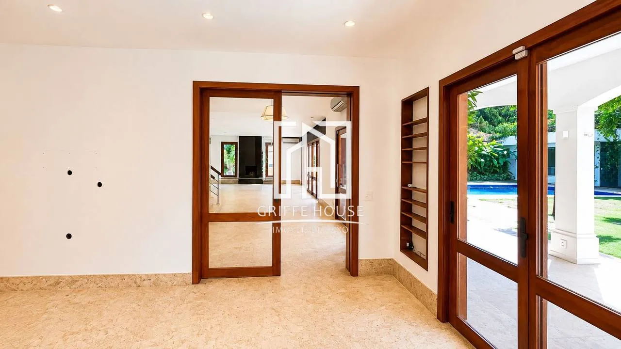 Furnished house with gas open-plan kitchen and 5 bedrooms — photo 15