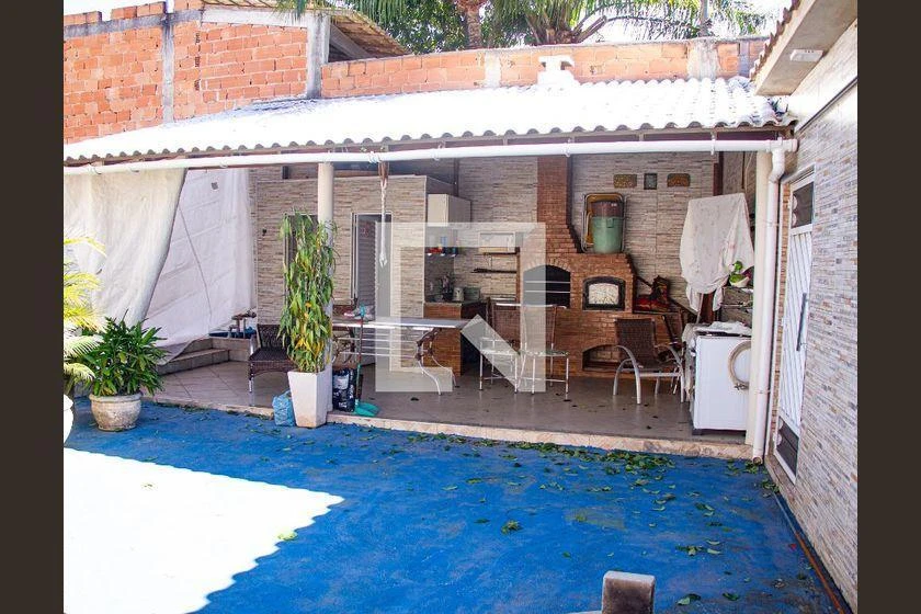 180 m² house with 3 bedrooms, 5 bathrooms, and parking — photo 47