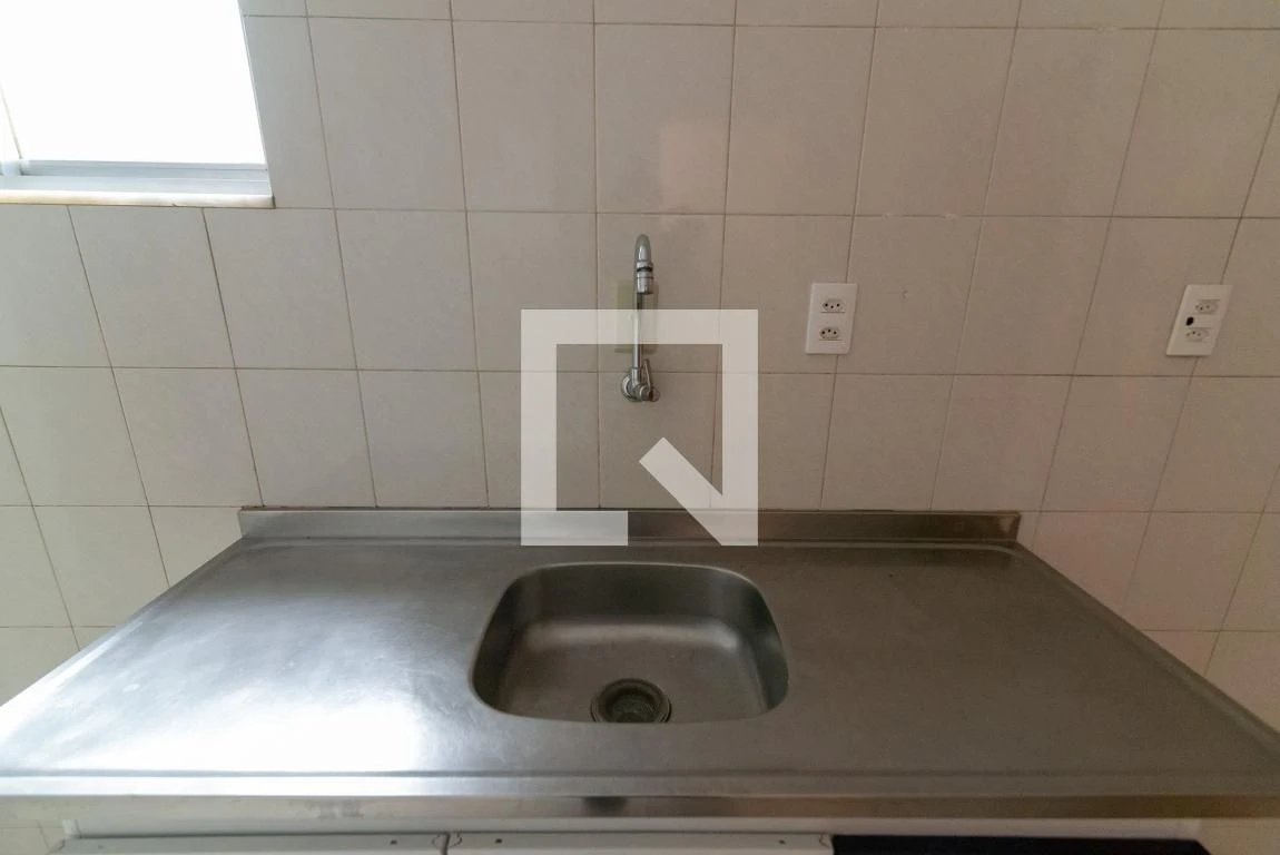 Bathtub in a 3-bedroom apartment, 110 m² — photo 33