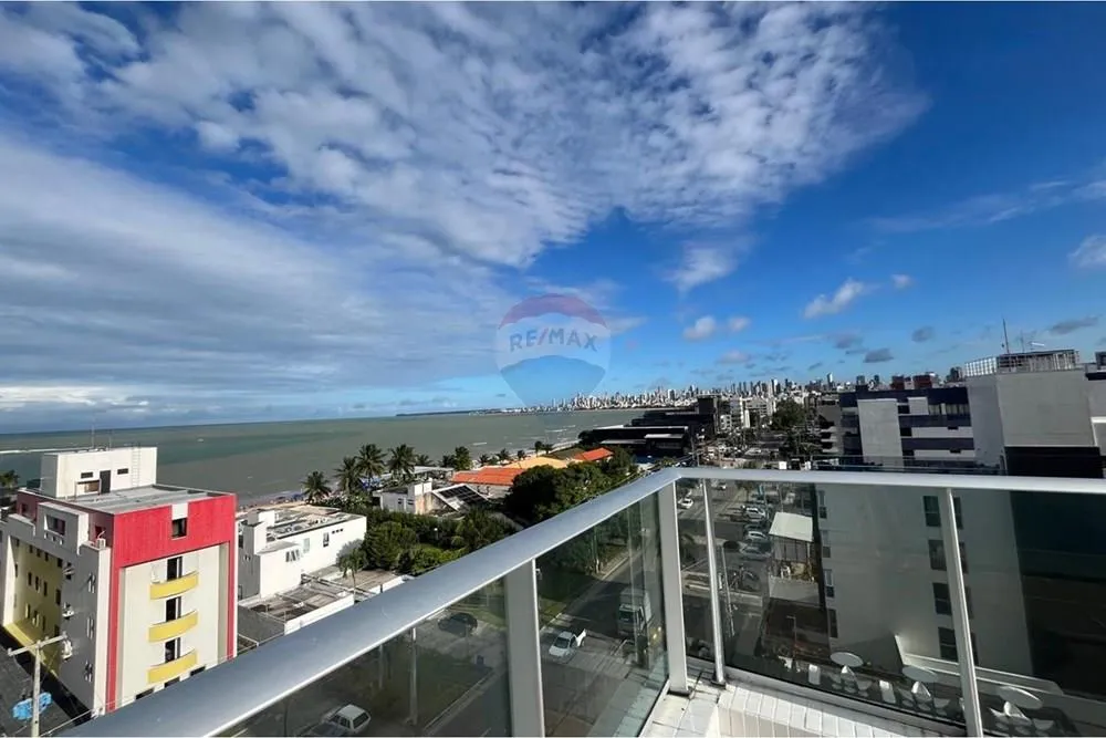 Furnished apartment with 2 bedrooms and a private BBQ — photo 12