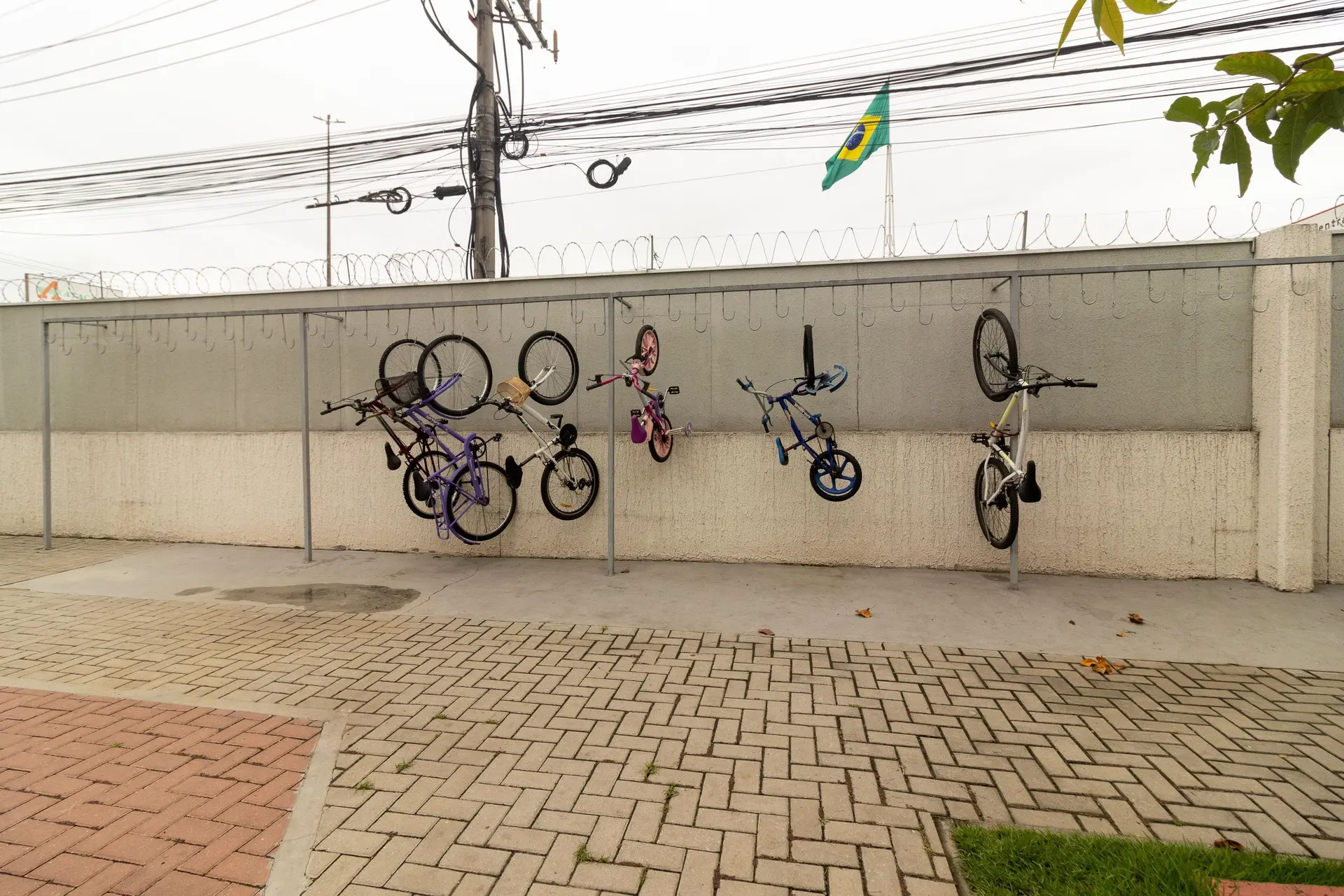 Apartamento com 2 quartos e piscina no condomínio — photo 37