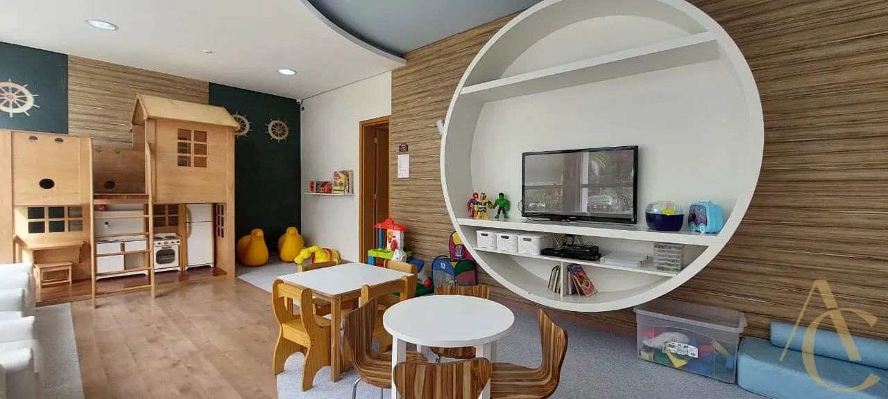 Furnished apartment with 3 en-suite bedrooms — photo 15