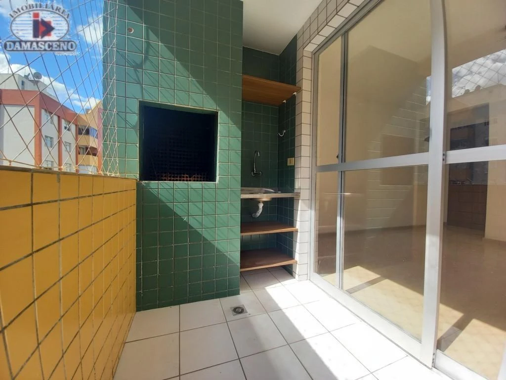 Квартира 70 м² з робочим місцем та балконом із грилем — photo 11