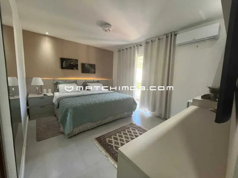 House with 4 bedrooms and open-plan gas kitchen — photo 3