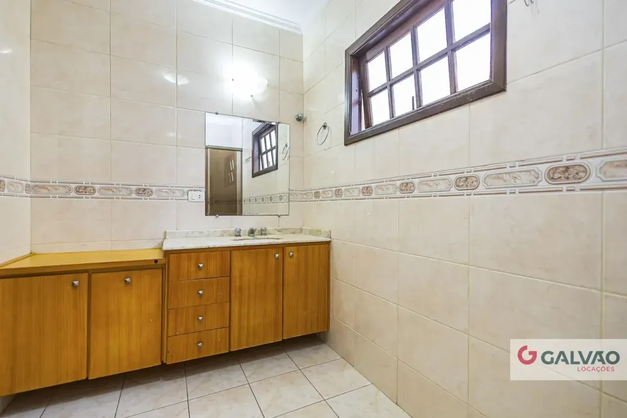 Furnished townhouse of 182 m² with 3 bedrooms and suite — photo 15