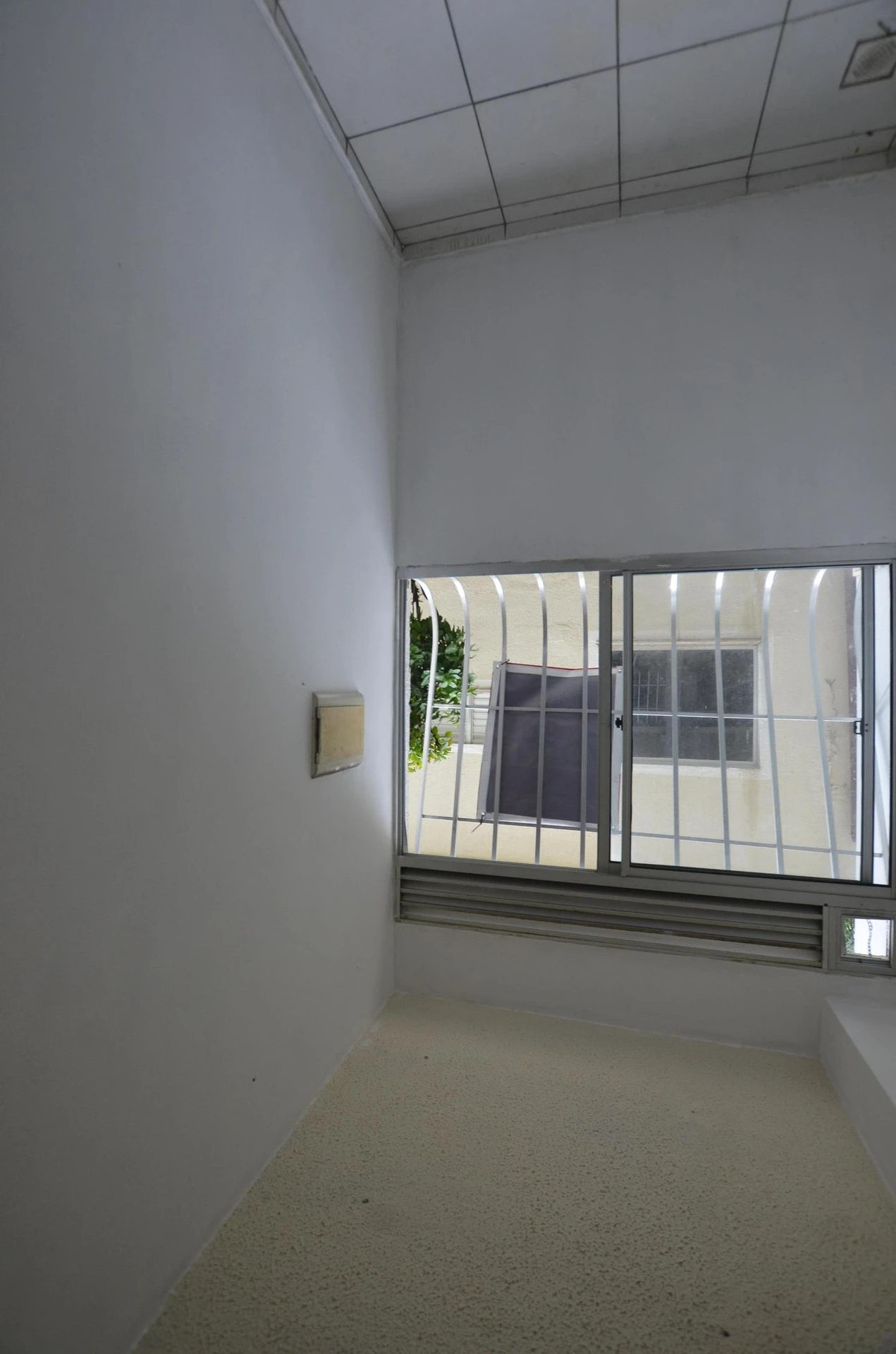 2-bedroom apartment with a private garden — photo 8