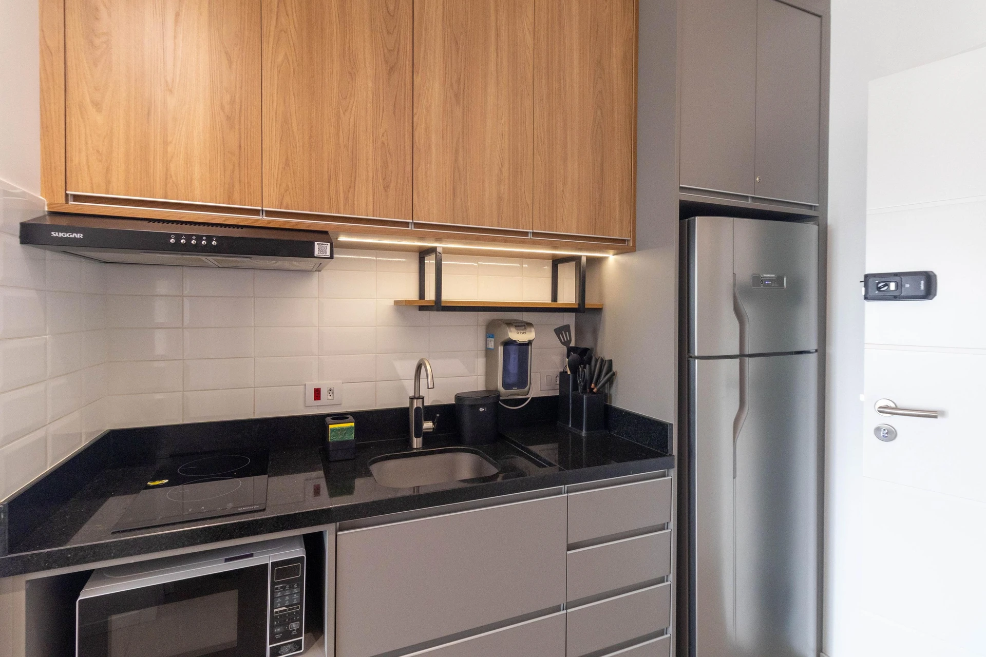 Apartamento mobiliado de 1 quarto com máquina de lavar — photo 16