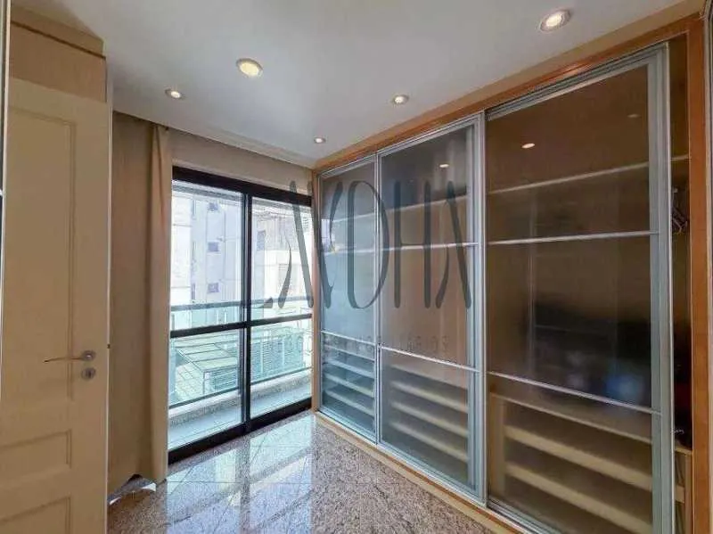Apartment with 3 bedrooms and 3 bathrooms — photo 8