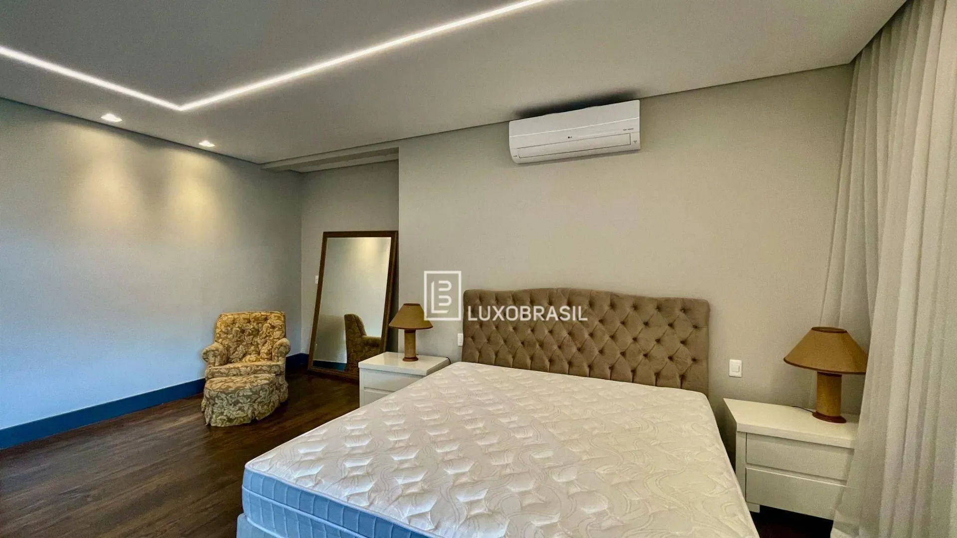 Furnished house with 9 en-suite bedrooms and 12 baths — photo 13