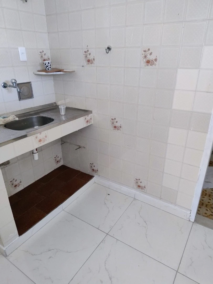 Unfurnished 1-bedroom house with terrace and 70 m² — photo 2