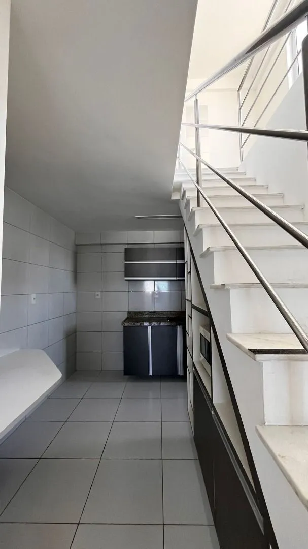 3-bedroom apartment with a home office — photo 17