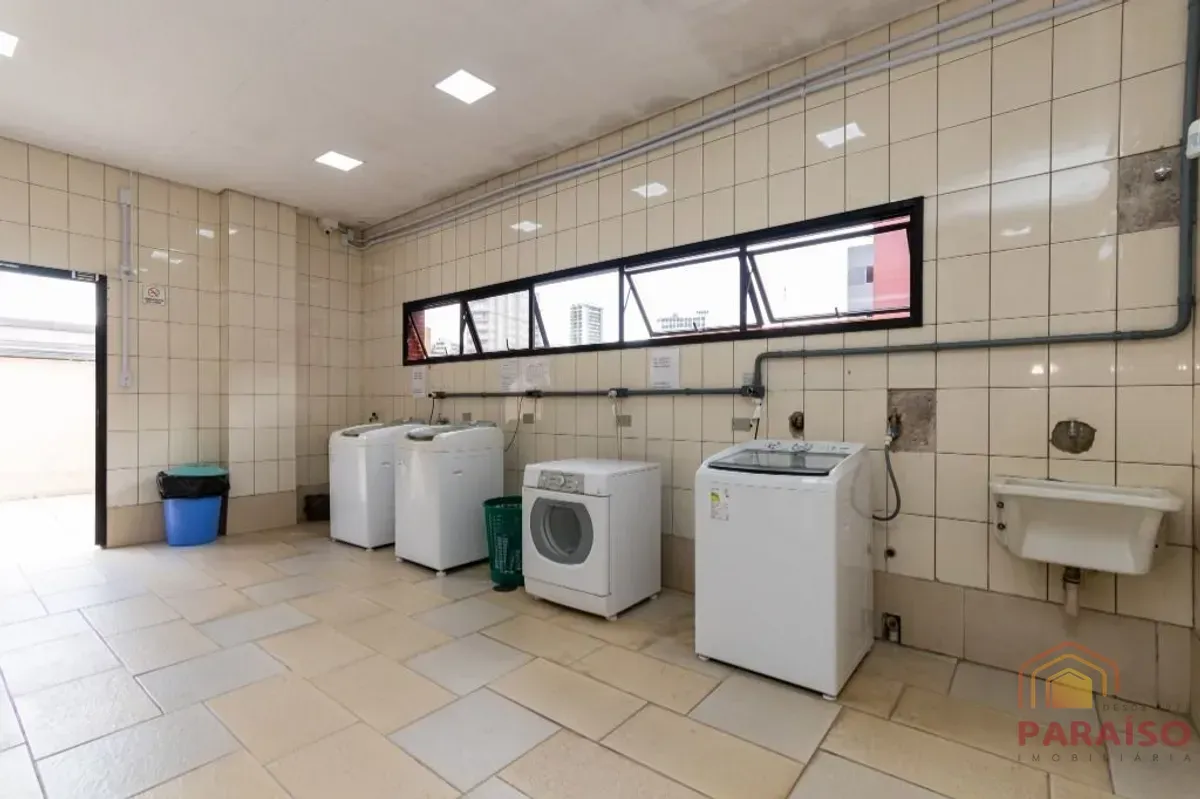 Studio with 1 bedroom, 1 bathroom and a 34 m² compact kitchen — photo 34