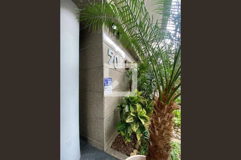 2-bedroom apartment with 103 m² and a balcony — photo 46