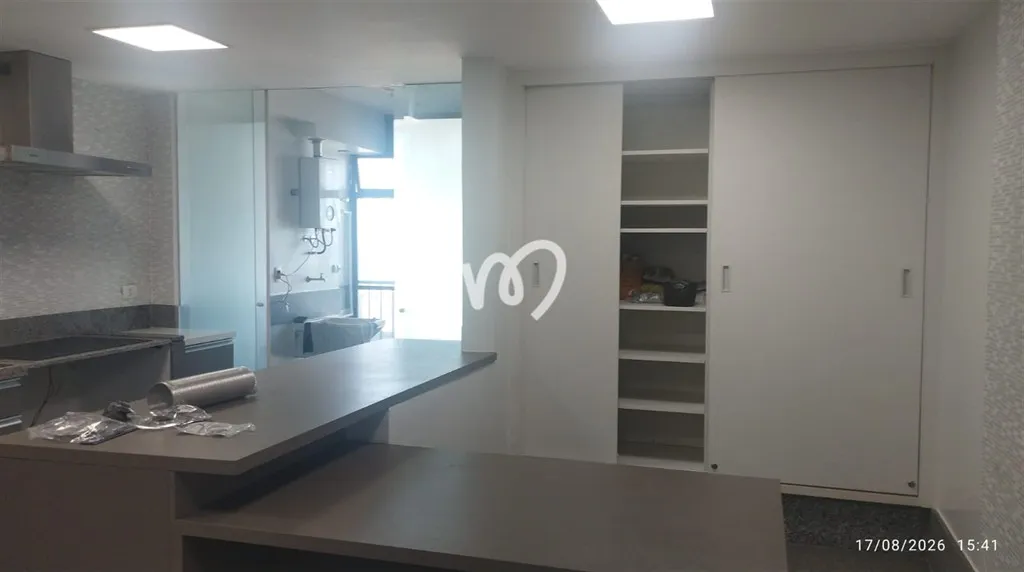 Apartamento com 4 quartos, 313 m² e 4 vagas — photo 33