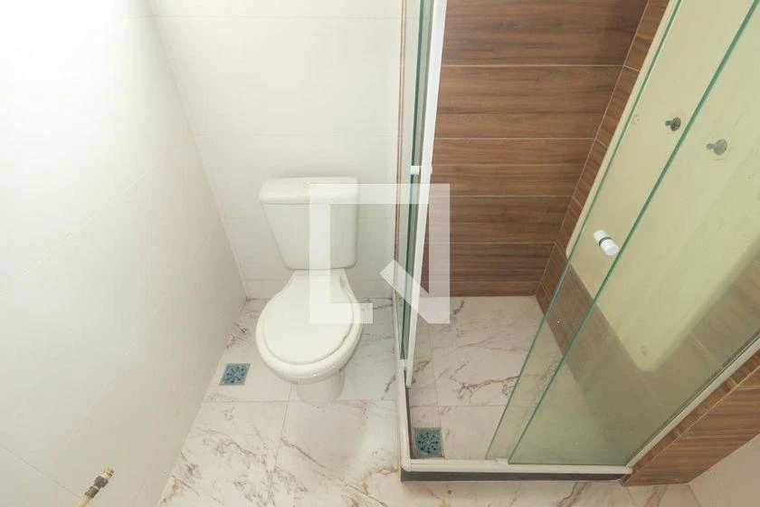 1-bedroom 50 m² apartment with parking and a closed kitchen