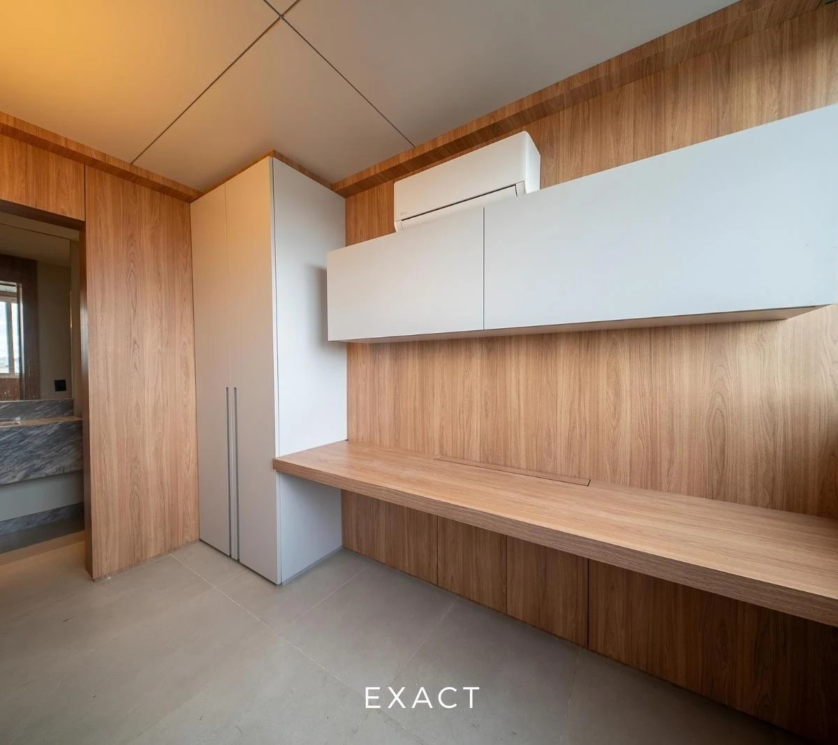 3-bedroom apartment in a building with a gym — photo 24