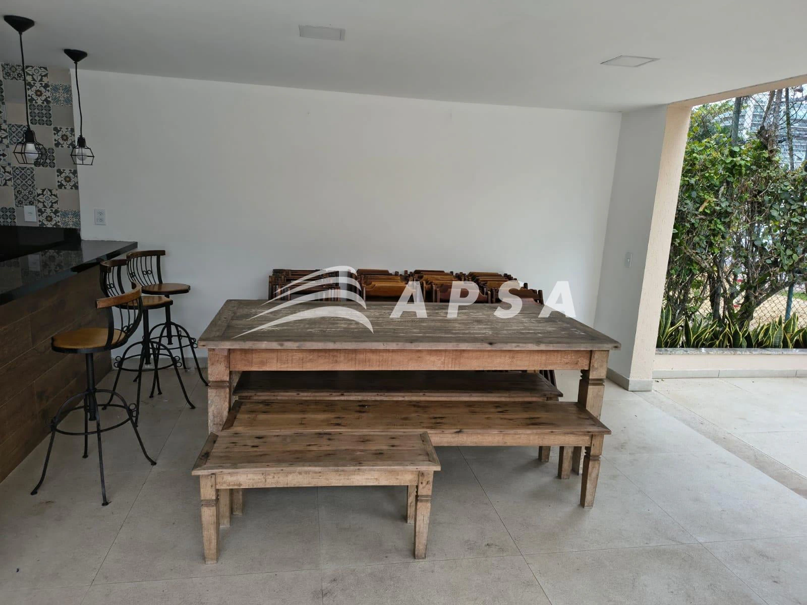 141 m² apartment with 4 bedrooms and enclosed balcony — photo 13