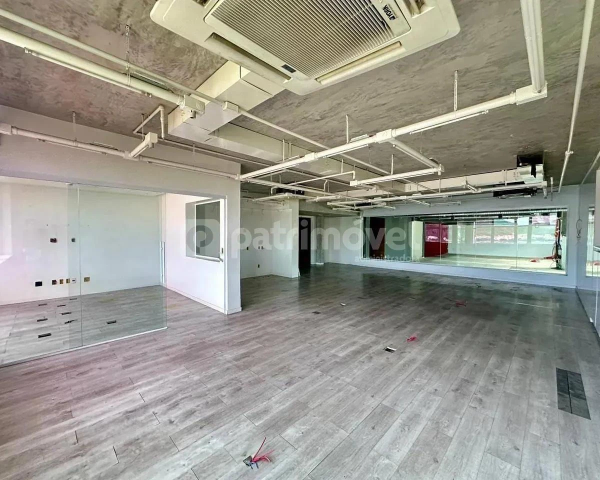 716 m² apartment with 1 bedroom and 4 bathrooms — photo 12