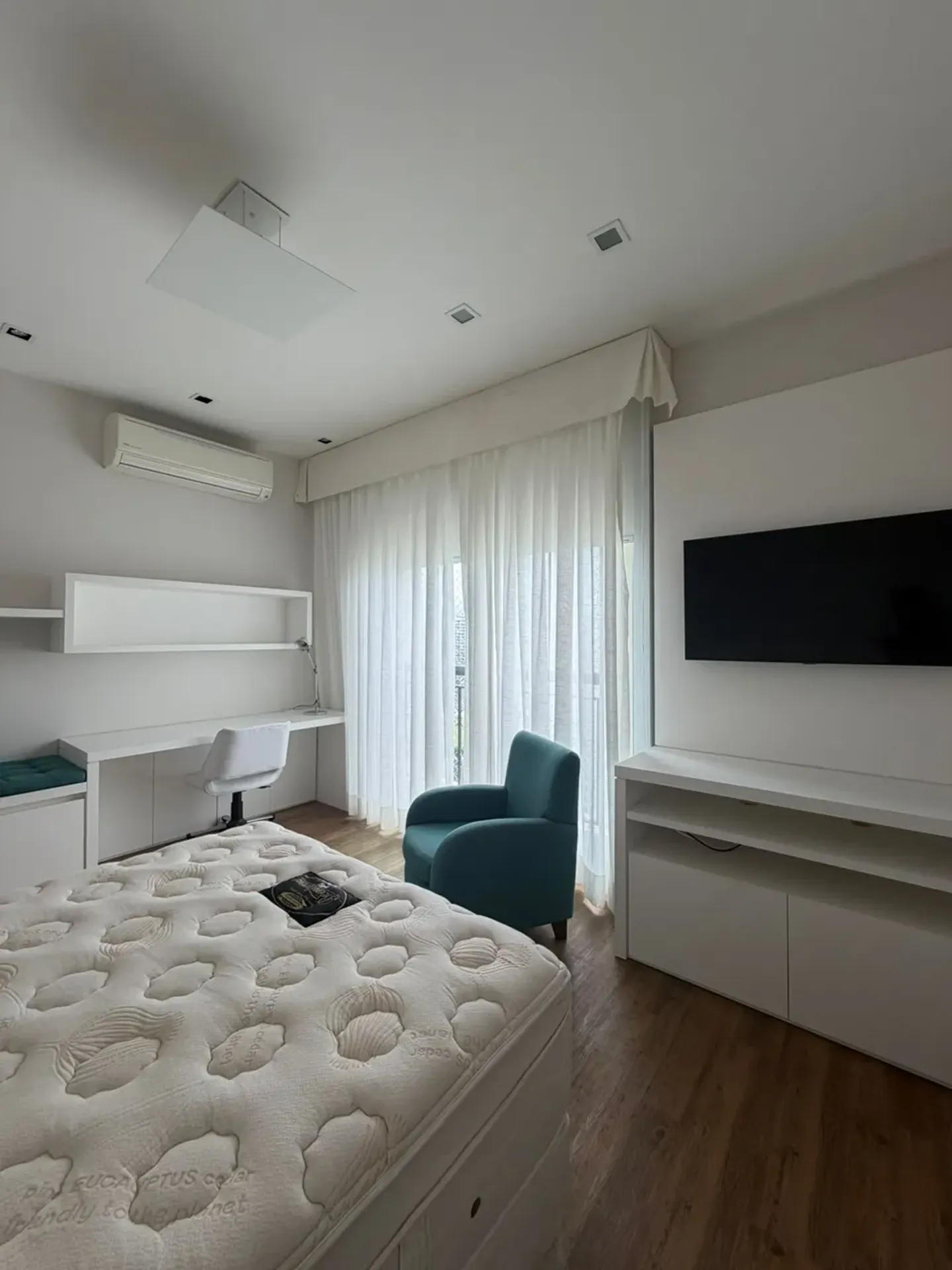 Duplex de 300 m² com 5 quartos e 5 banheiros — photo 41