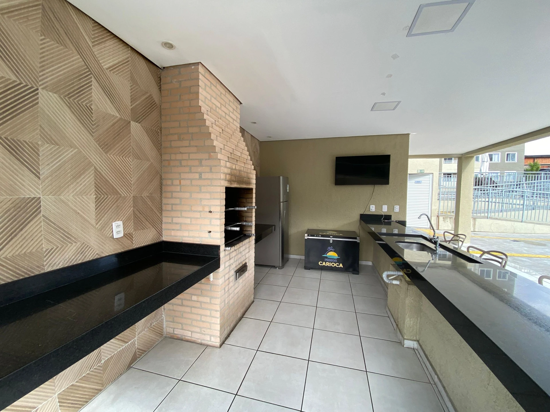 One-bedroom apartment with a grill on the balcony — photo 12