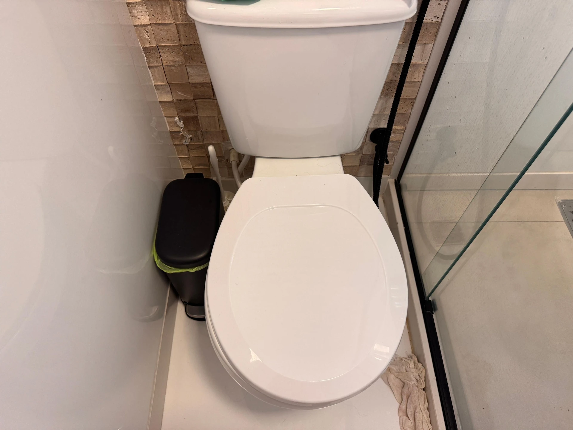 Будинок 280 м² із заскленим балконом та панорамними вікнами — photo 48
