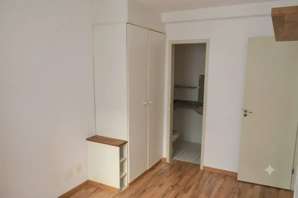 Furnished apartment with 2 bedrooms, balcony and 1 parking — photo 7