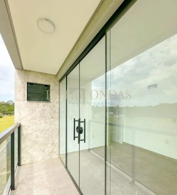 3-bedroom house with a mountain view in Florianópolis — photo 43