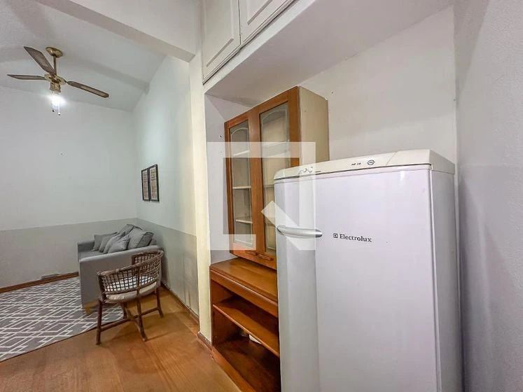 Деревянный пол или ламинат и 1 спальня: квартира 31 м² — photo 14