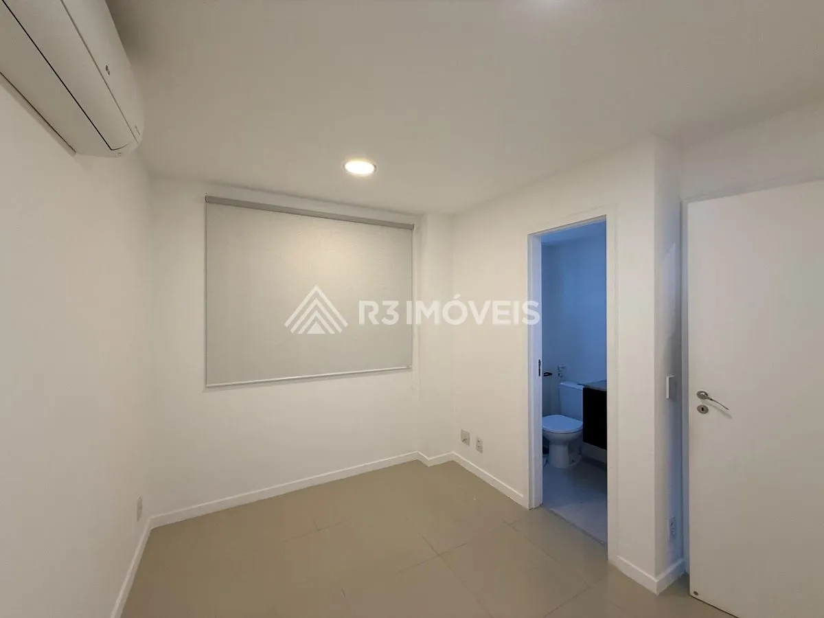 3-bedroom apartment with a closed gas kitchen — photo 14
