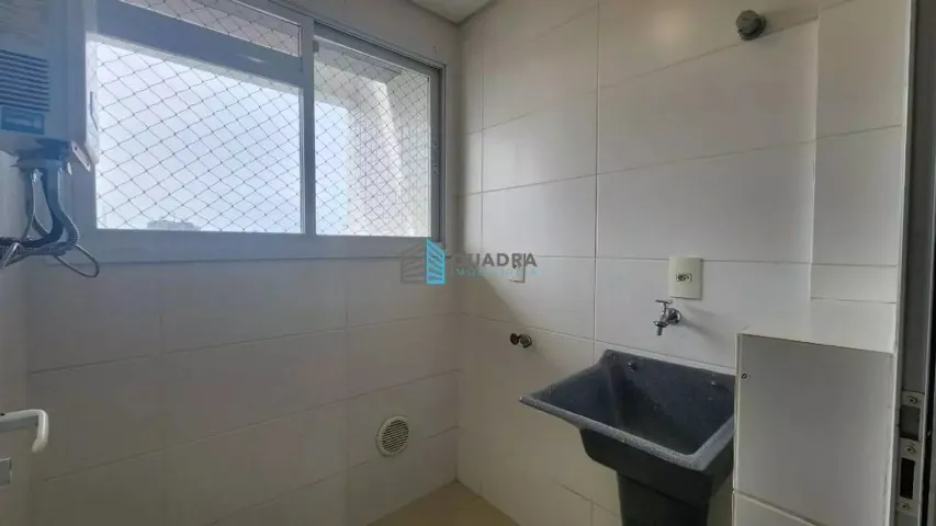 2-bedroom apartment with a grill on the balcony — photo 8