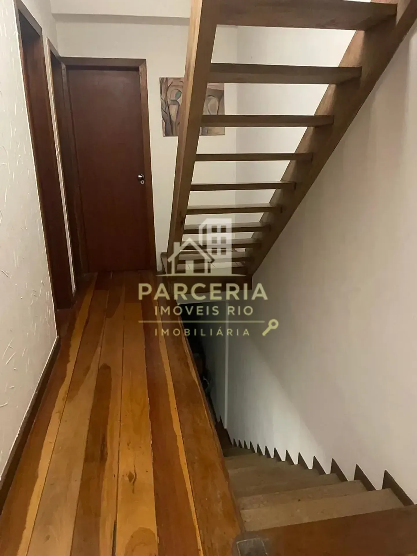 Casa mobiliada com 5 quartos e área de piscina compartilhada — photo 22