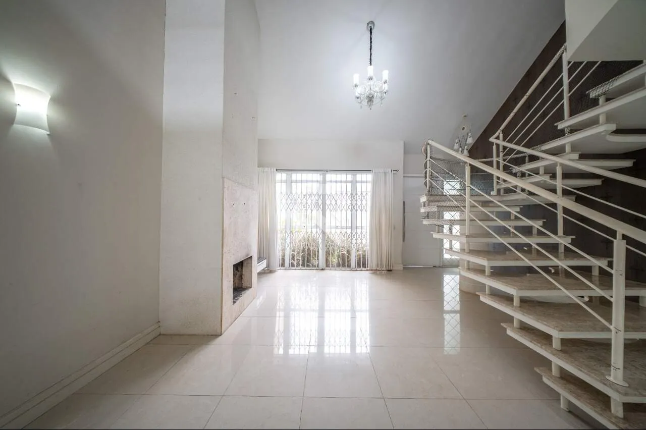 Casa com piscina, jardim e 4 quartos — photo 8
