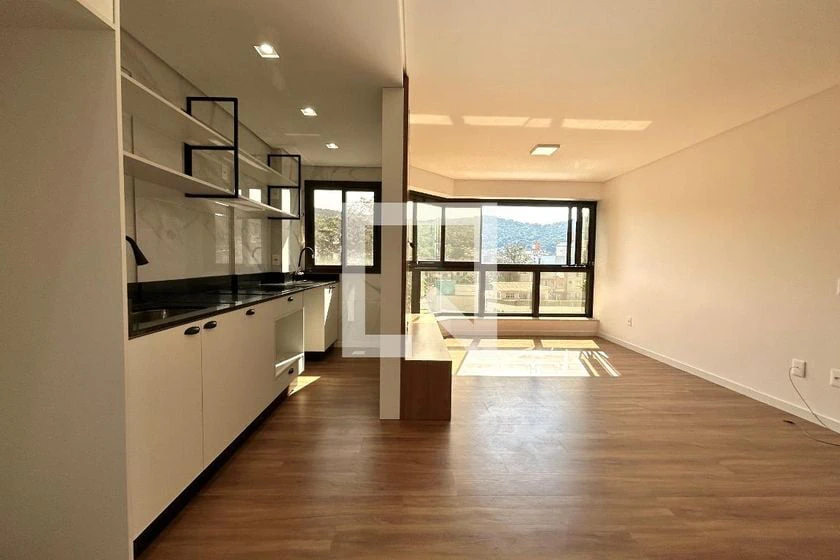 2-bedroom 64 m² apartment with mountain views — photo 2