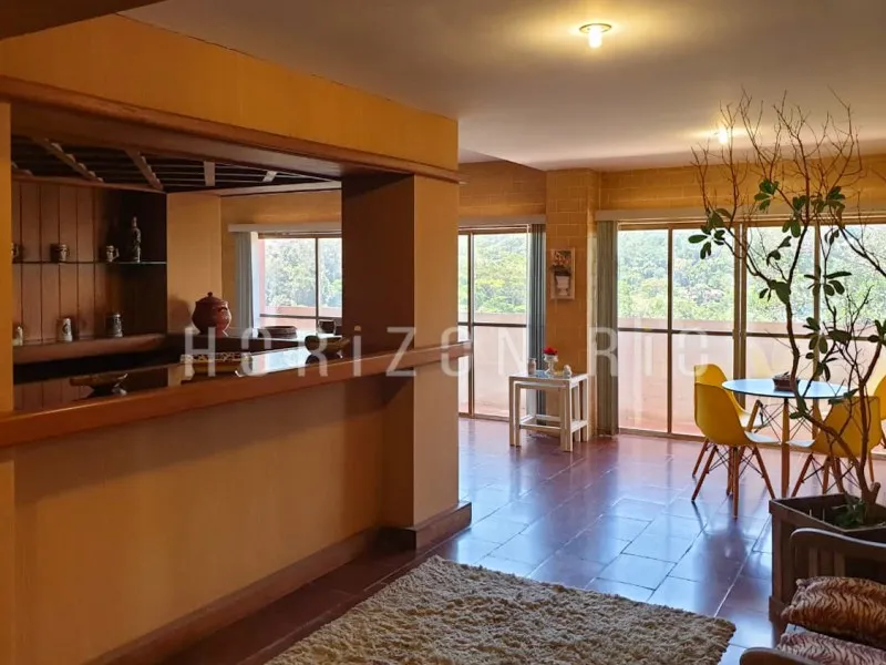 Furnished house, 800 m², with a bathtub — photo 2