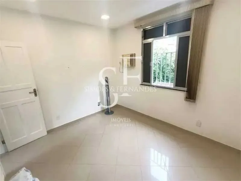 Unfurnished apartment with 3 bedrooms and 3 bathrooms — photo 4