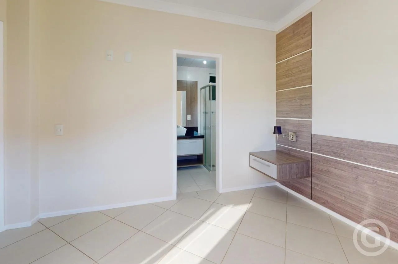 3-bedroom apartment with a washing machine — photo 7