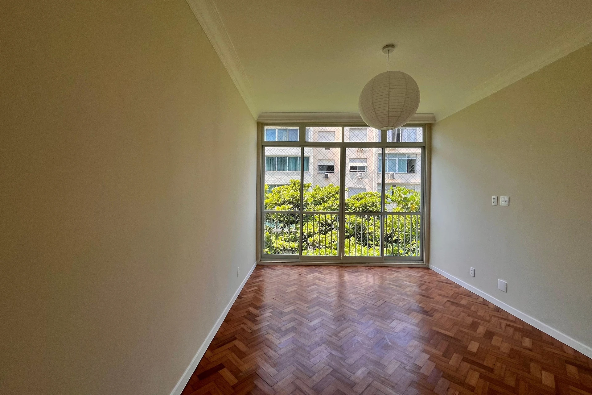 2-bedroom apartment with floor-to-ceiling windows — photo 19