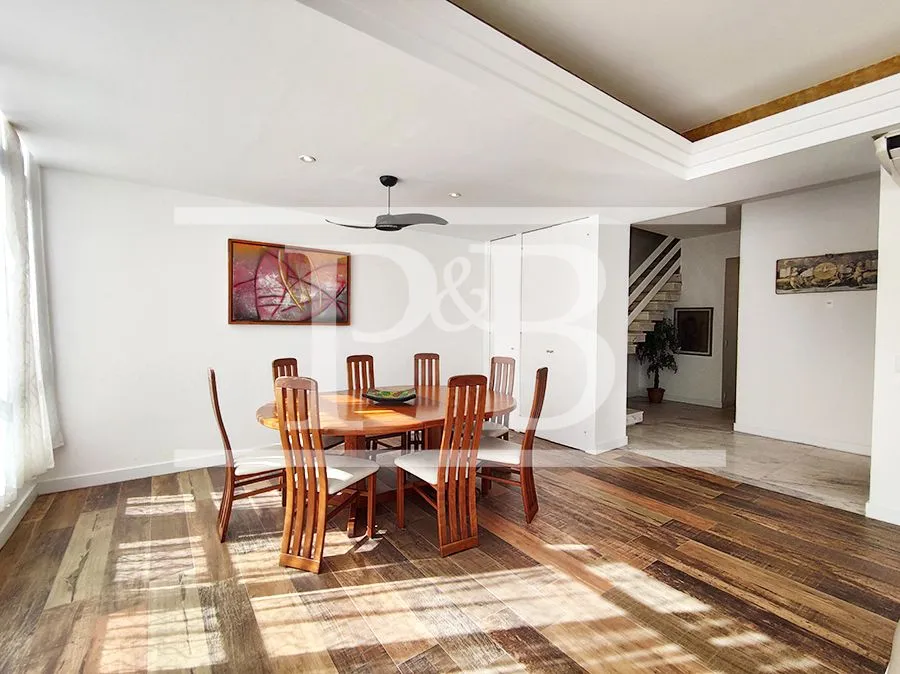 Furnished apartment with 4 bedrooms and 400 m² — photo 23