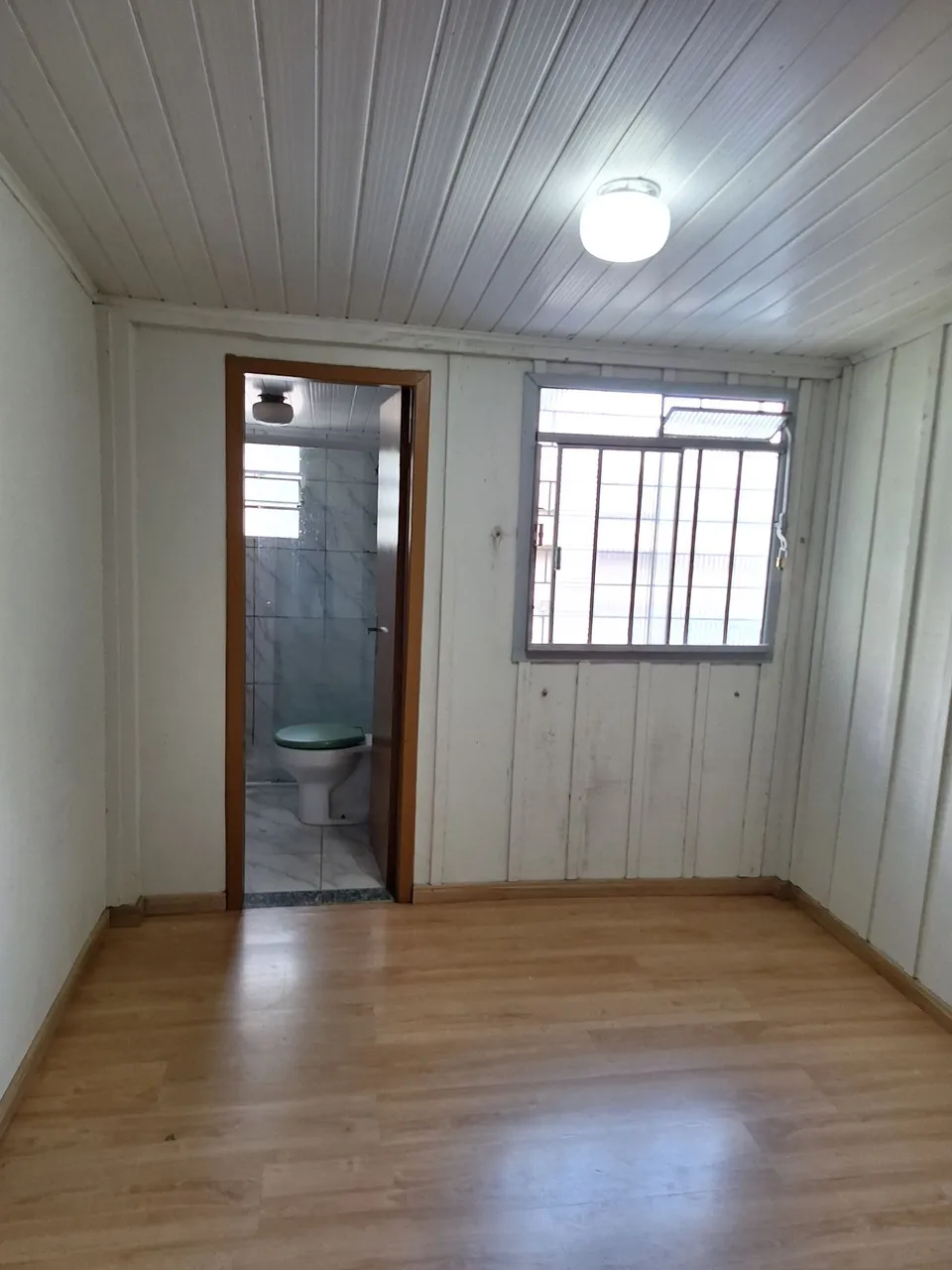 One-bedroom, 70 m² house in Curitiba — photo 2