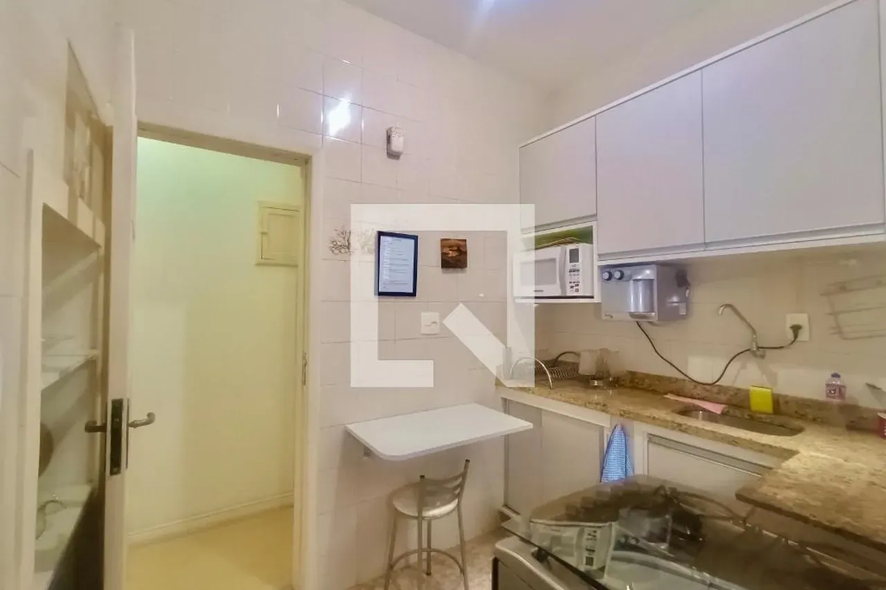 Home office in a 2-bedroom apartment, 90 m² — photo 25
