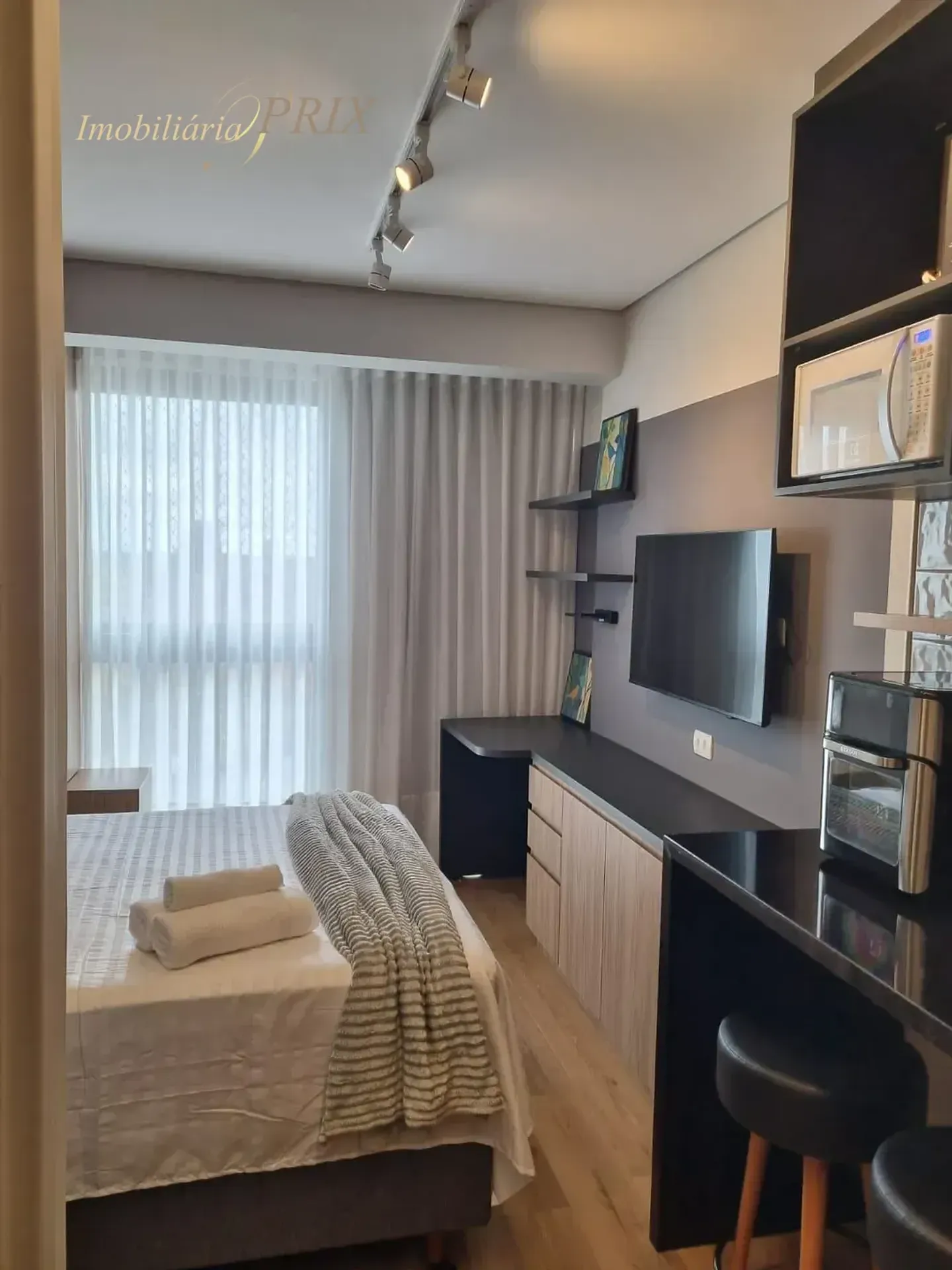 Studio mobiliado, 20 m², com espaço de home office — photo 3