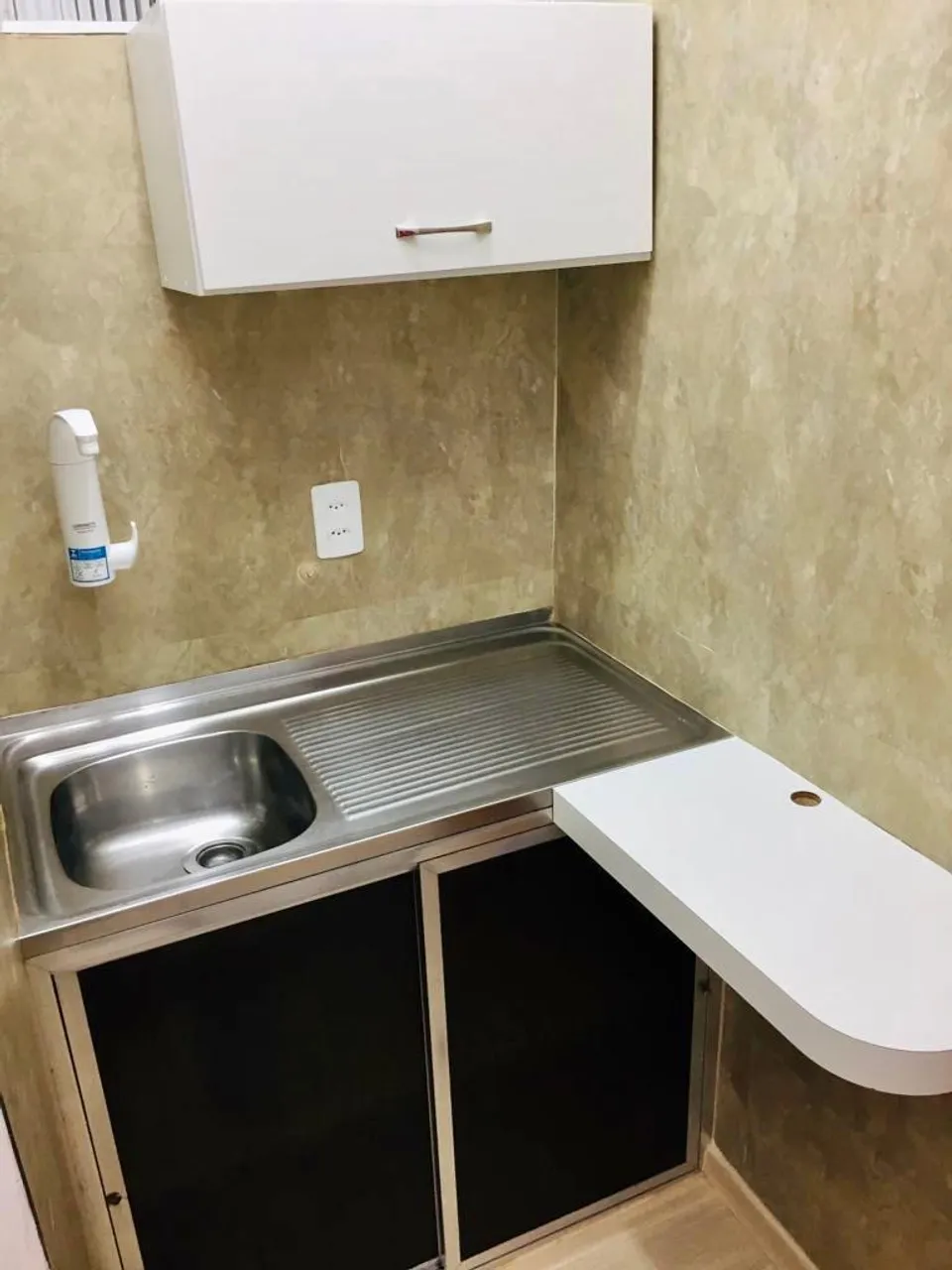 Apartamento de 1 dormitorio con ducha con vidrio — photo 2