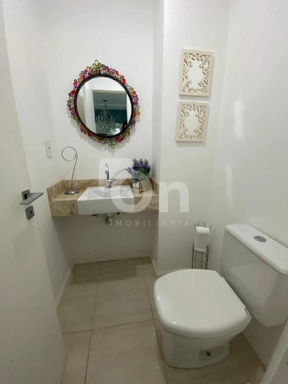 Furnished apartment, 105 m², with a glass-enclosed balcony — photo 12